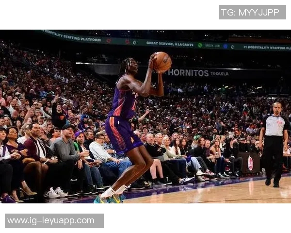 太阳主帅强调只要能激发球队活力的球员都将获得上场机会